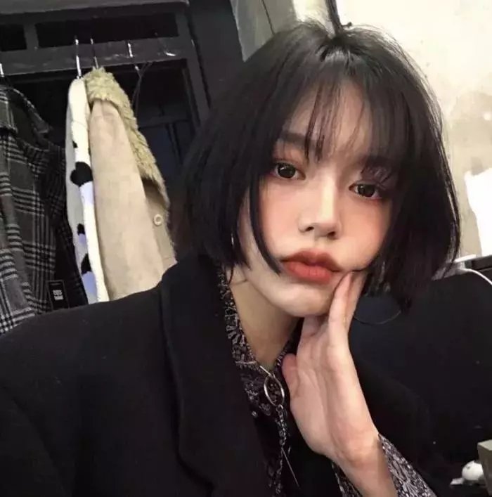 黑珍珠艾曼妞